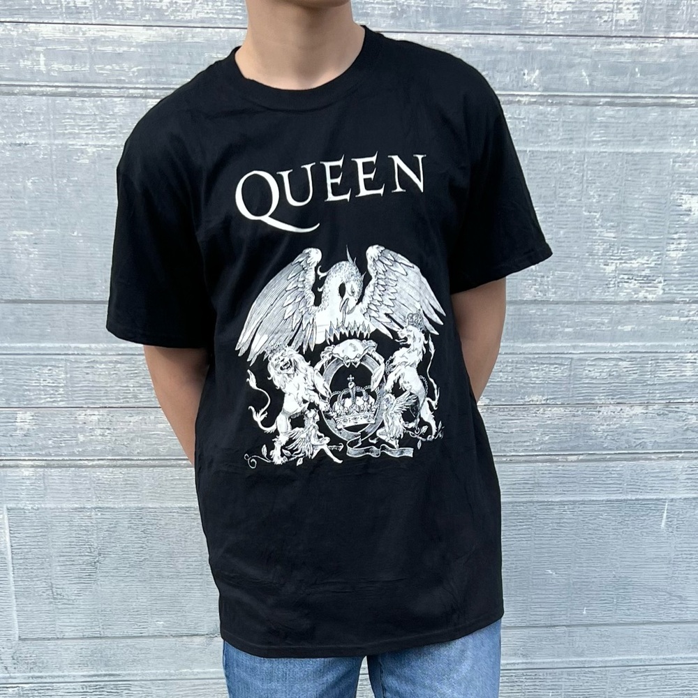 Queen Commemorative Band Tee SZ L! NEW!